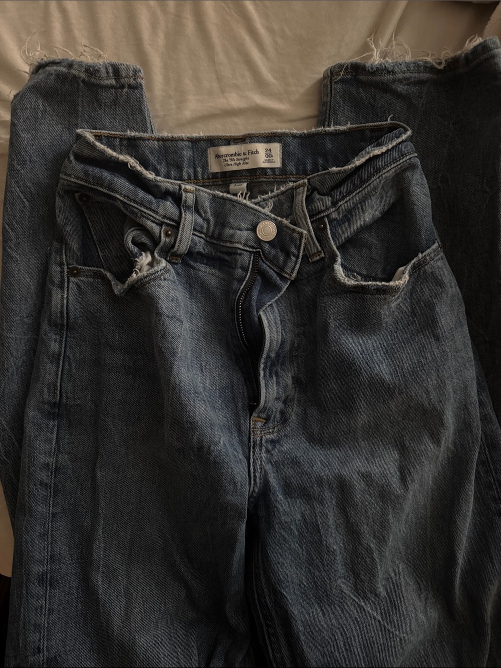 Abercrombie & Fitch Women's Washed Dark Blue Straight-Leg Jeans